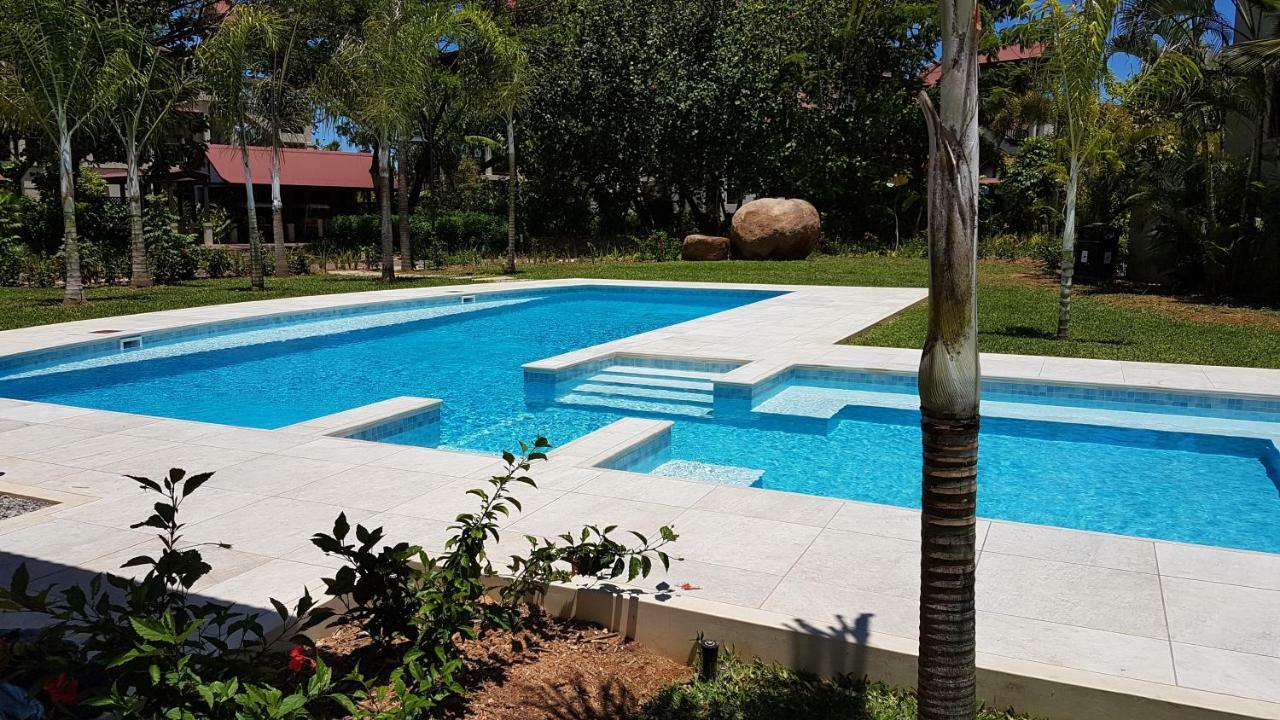 Bay 4 Eden Island Apartamento Exterior foto