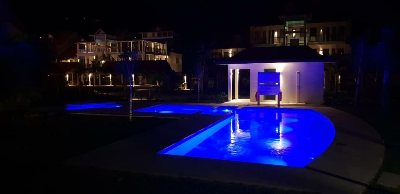 Bay 4 Eden Island Apartamento Exterior foto